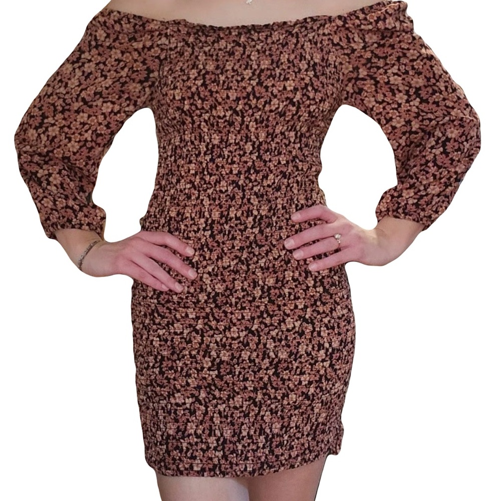 Jessica Simpson NWT smocked floral off the shoulder dress, large